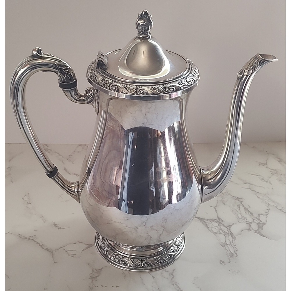 Vintage Queen Bess Silverplate Tea Pot Tudor Plate Oneida Community  S3